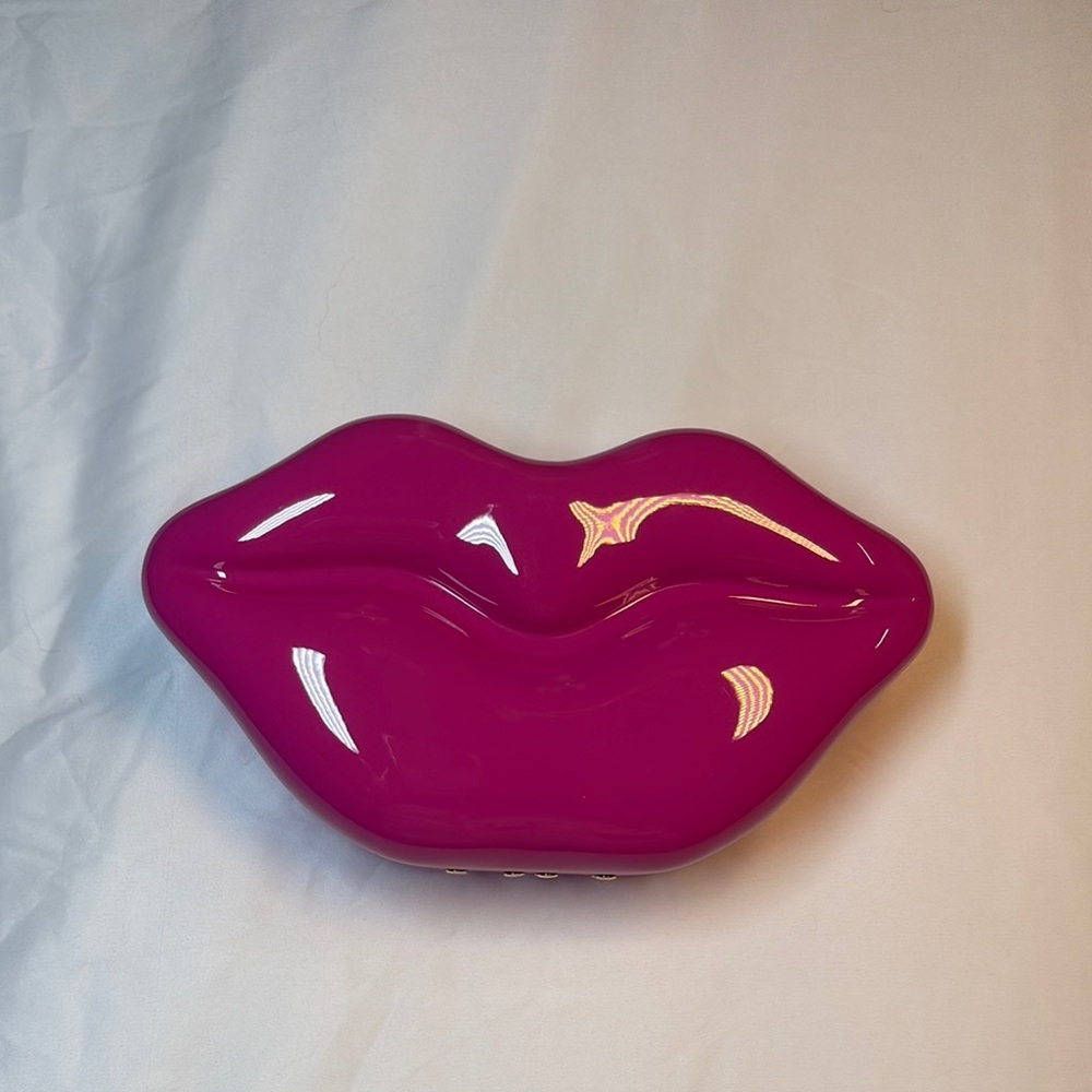 Vibrant Pink Lip-Shaped Purse
